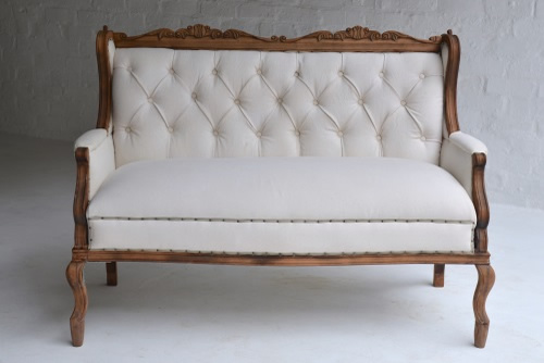 005 Love Seat