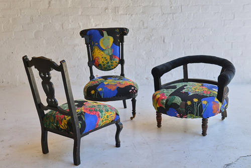 061 SMALL JOSEF CHAIR