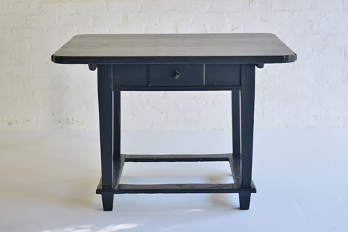 046 Square black vintage table
